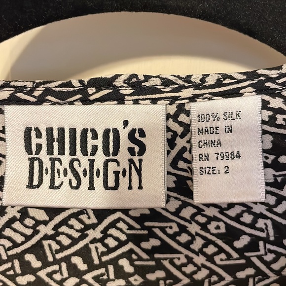 Chicos design, size 2, 100% silk blouse - Picture 2 of 9